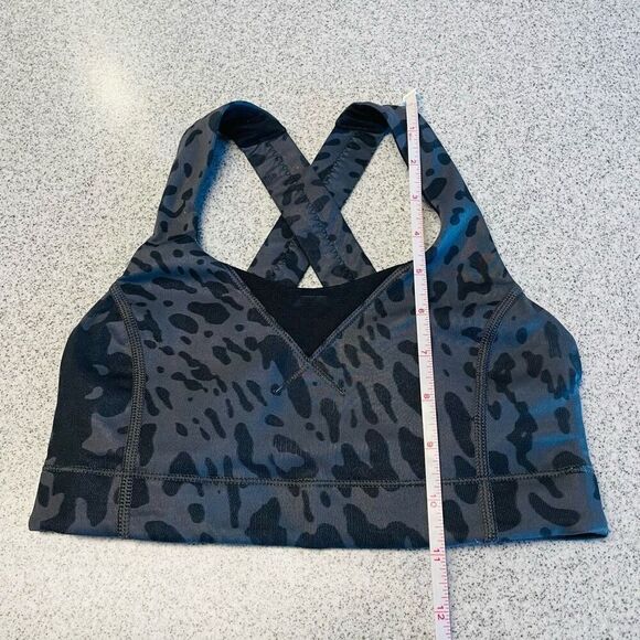 Lululemon In A Flash Sports Bra I Animal Swirl Deep Coal Light / Black Size 2 - Picture 7 of 9